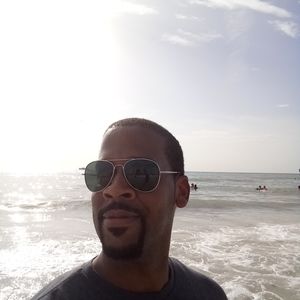 Meet your Posher, Quentin